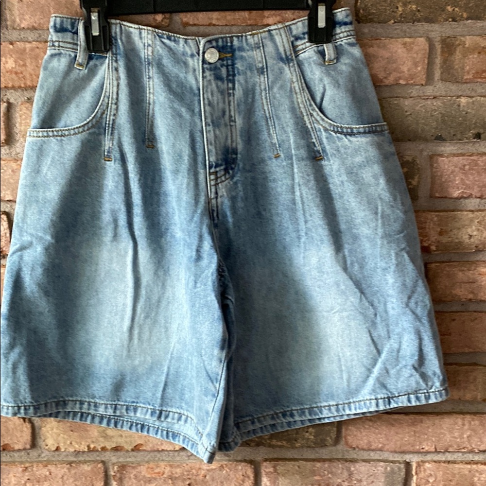 Denim Blue Women’s Button Fly Shorts Small NWT